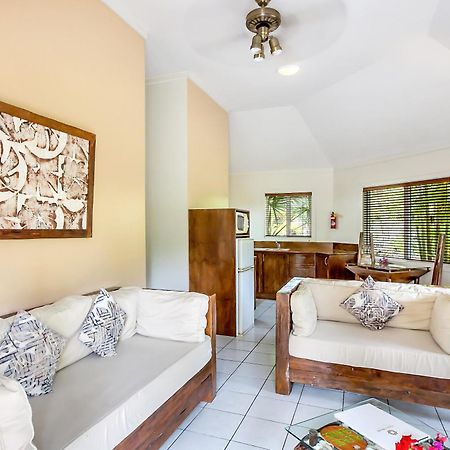 Crown Beach Resort & Spa (Adults Only) Rarotonga Bagian luar foto