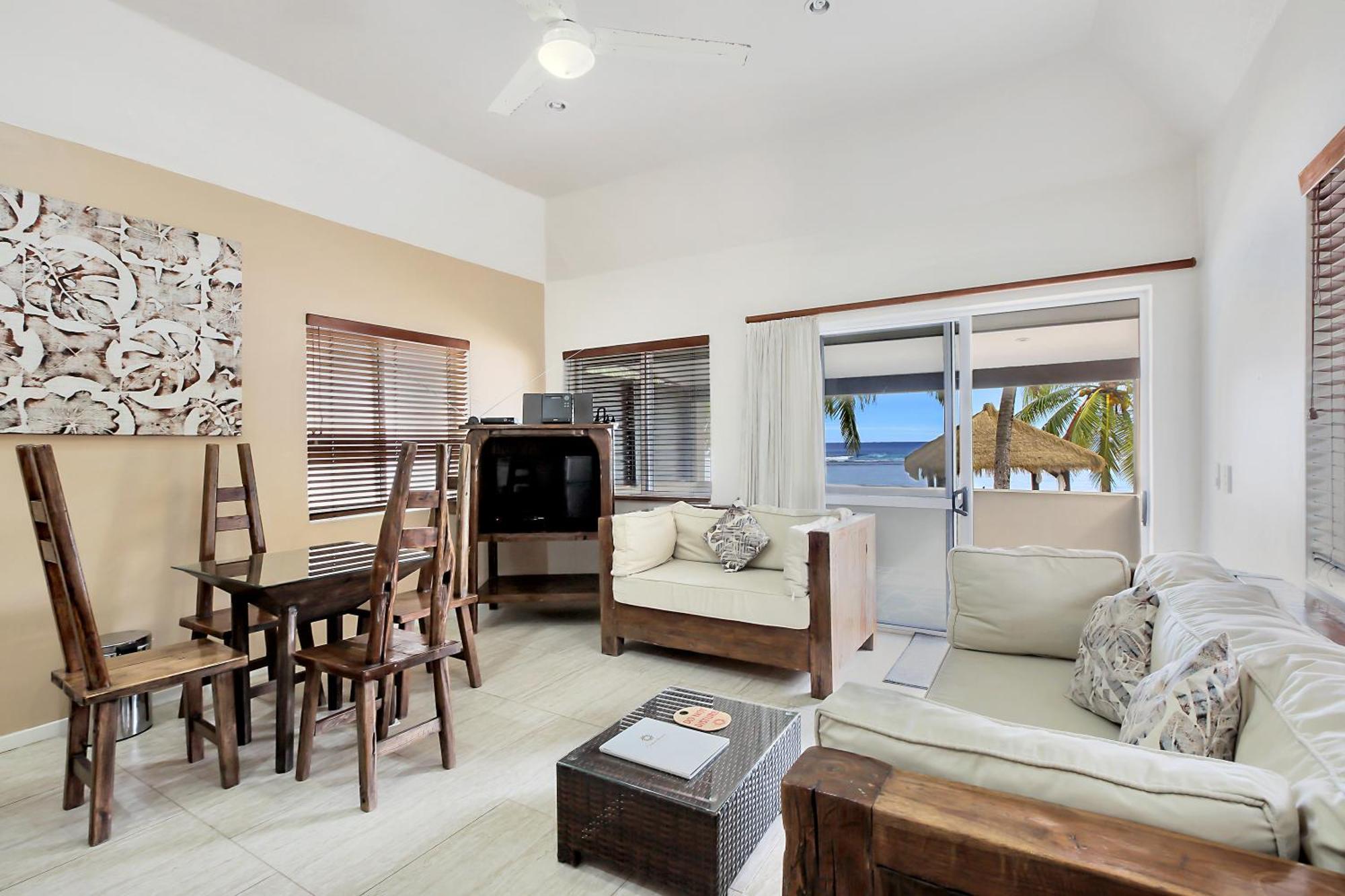 Crown Beach Resort & Spa (Adults Only) Rarotonga Bagian luar foto